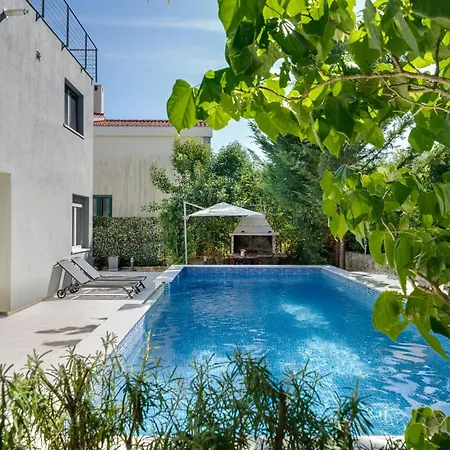 Hedonia With Heated Pool, Diklo Casa de hóspedes Zadar