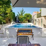 Hedonia With Heated Pool, Diklo * 자다르