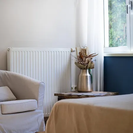 Hedonia With Heated Pool, Diklo *