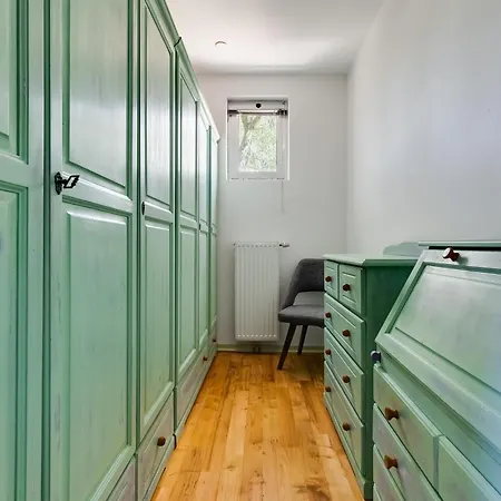 Πανσιόν Hedonia With Heated Pool, Diklo *